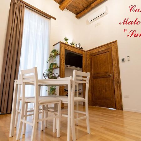 Casa Materdei Apartment เนเปิลส์ ภายนอก รูปภาพ