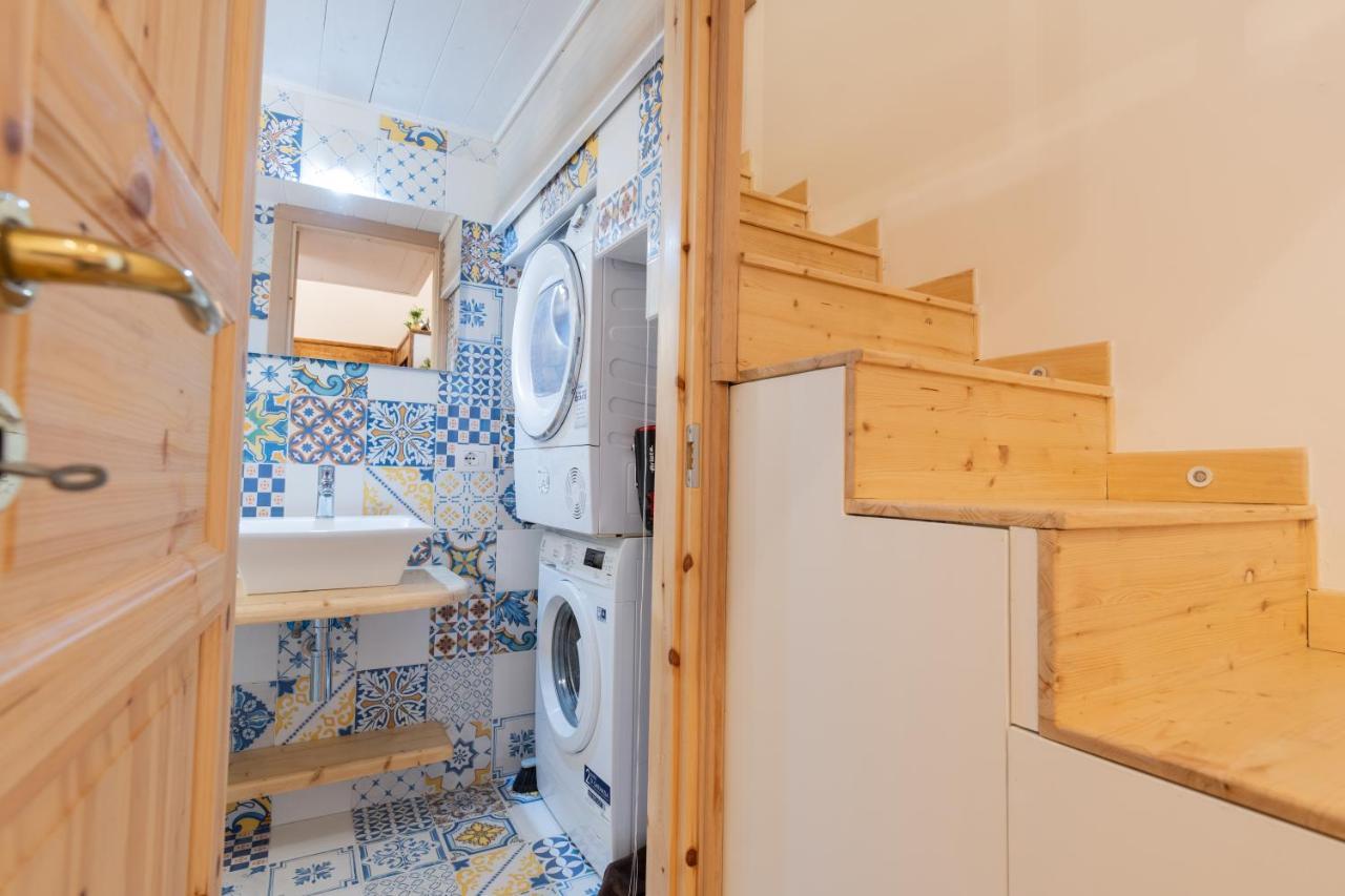 Casa Materdei Apartment เนเปิลส์ ภายนอก รูปภาพ