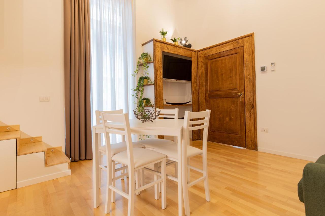 Casa Materdei Apartment เนเปิลส์ ภายนอก รูปภาพ