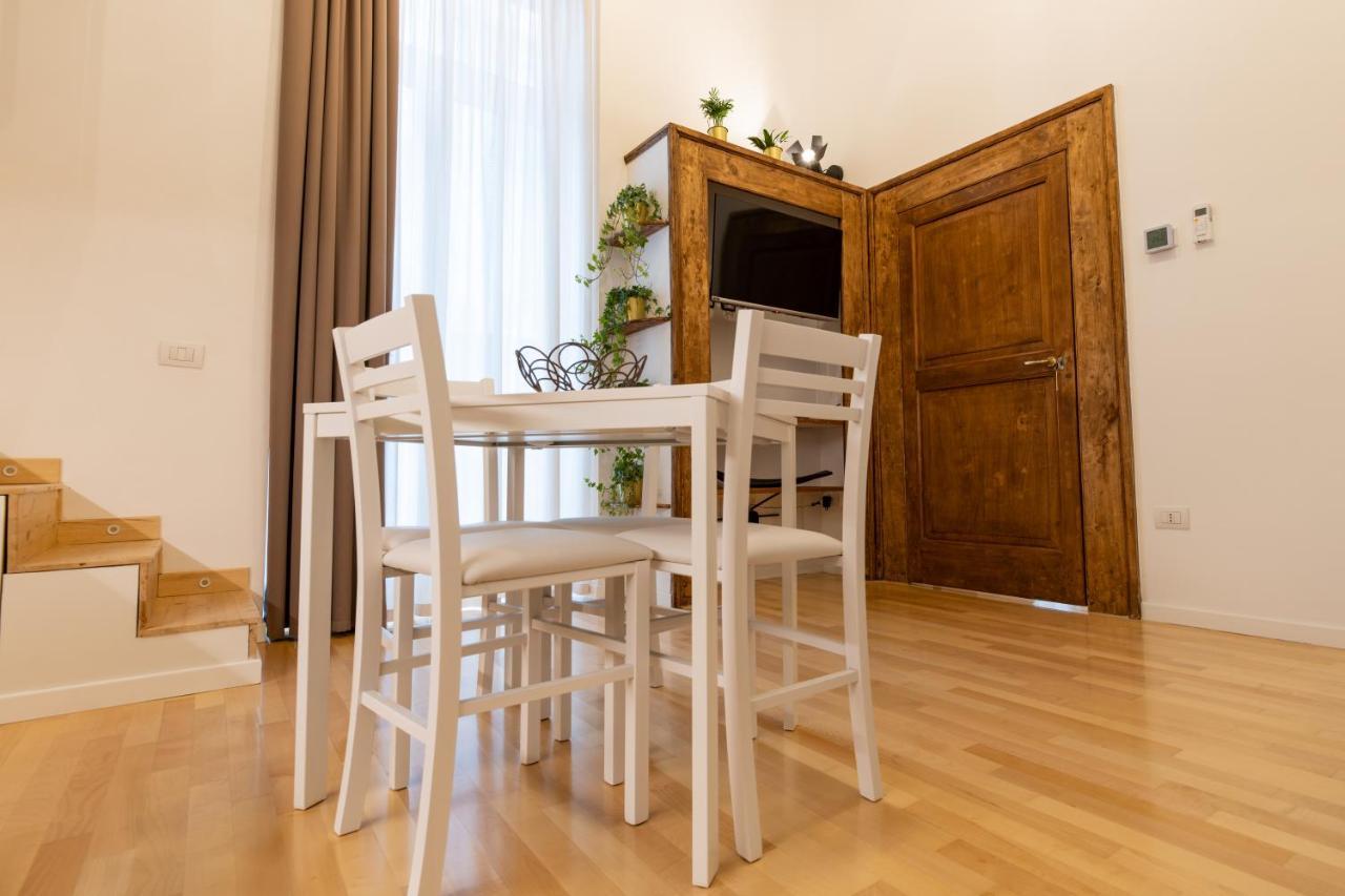 Casa Materdei Apartment เนเปิลส์ ภายนอก รูปภาพ