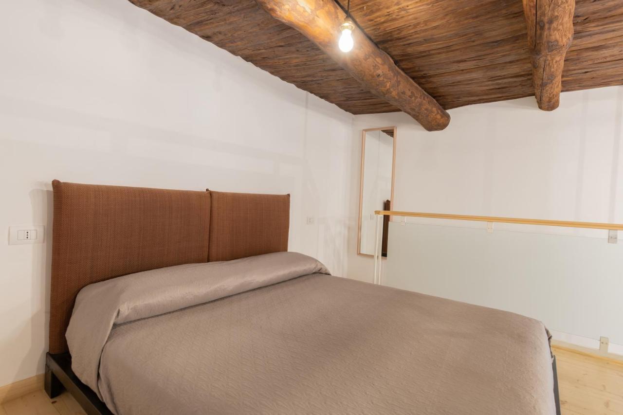 Casa Materdei Apartment เนเปิลส์ ภายนอก รูปภาพ