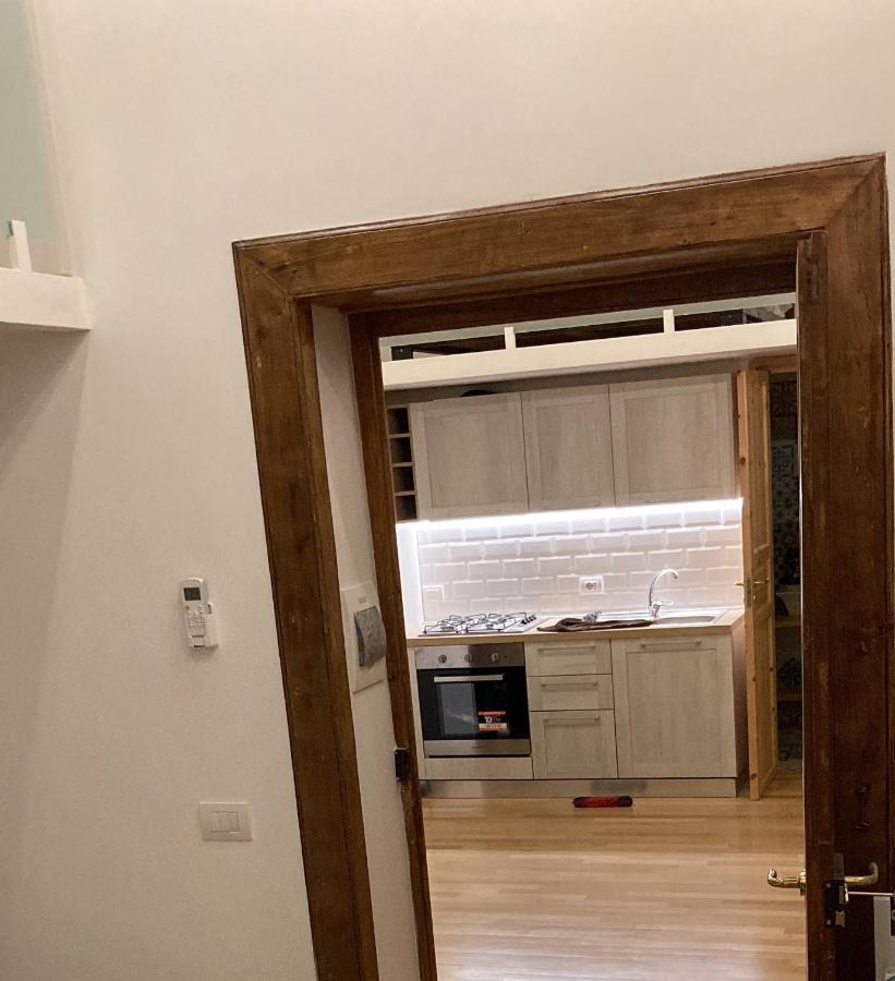 Casa Materdei Apartment เนเปิลส์ ภายนอก รูปภาพ